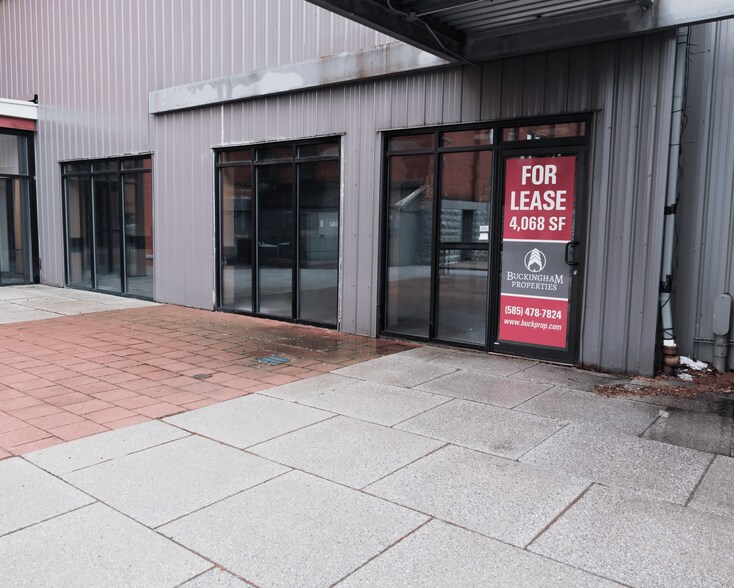 More Photos Of 739 Clinton Ave S, Rochester Apartments For Lease