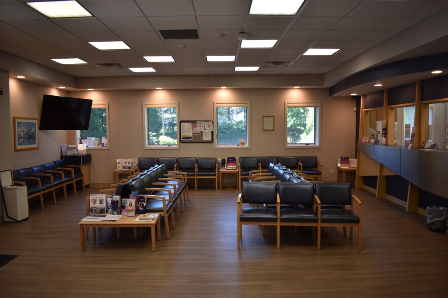 More Photos Of 118 N Country Rd, Port Jefferson Medical For Sale
