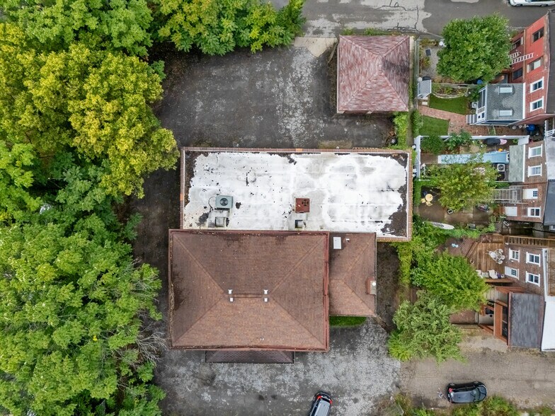 More Photos Of 4745 Modoc St, Pittsburgh Office For Sale