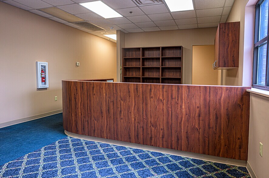 More Photos Of 2349 SW Danville Rd, Decatur Medical For Lease