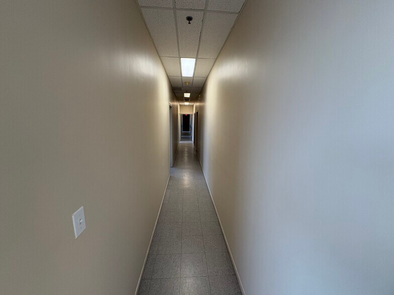 More Photos Of 22722 Lougheed Hwy, Maple Ridge Office Residential For Sale