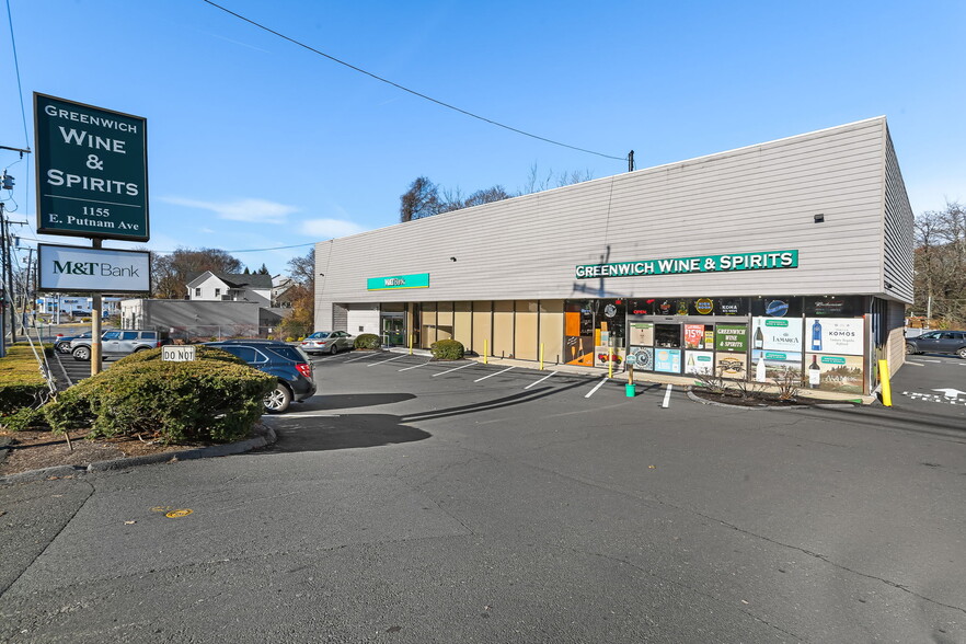 More Photos Of 1155 E Putnam Ave, Riverside Freestanding For Lease