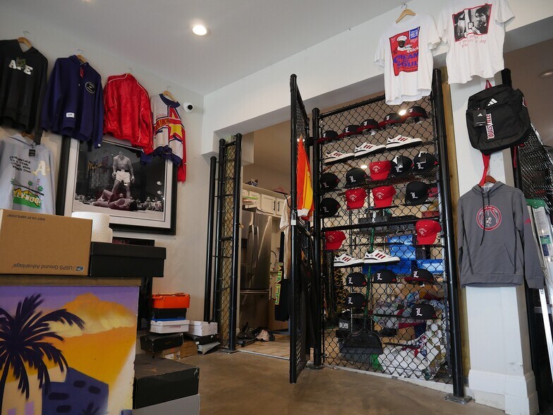 More Photos Of 1110 Logan St, Louisville Storefront Retail Residential For Sale