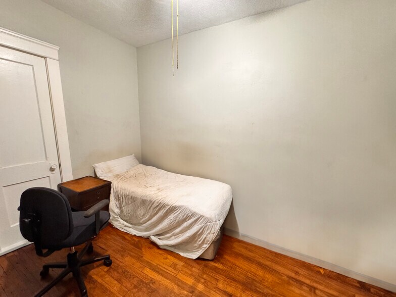 More Photos Of 8621 Denison Ave, Cleveland Apartments For Sale