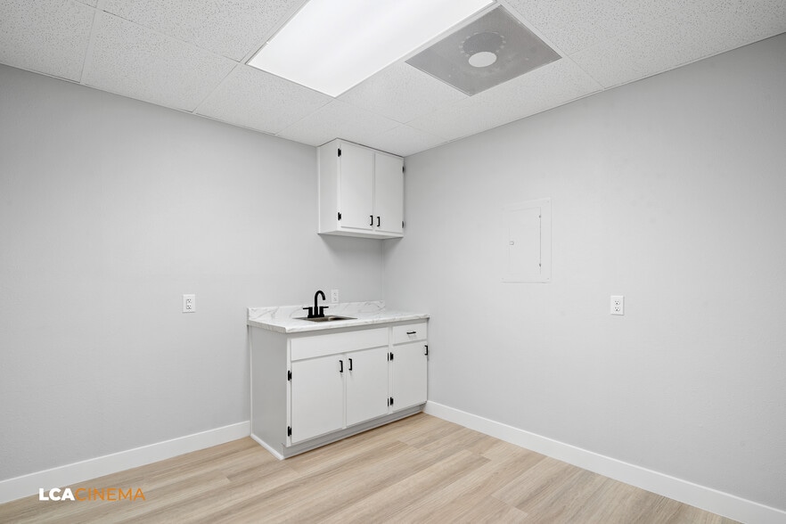 More Photos Of 901 34th St, Bakersfield Medical For Sale
