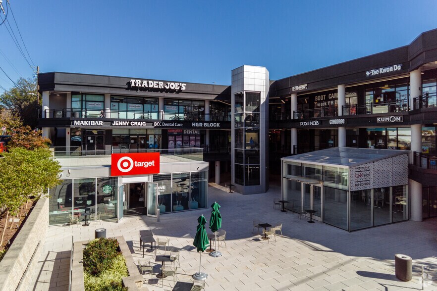 More Photos Of 6831 Wisconsin Ave, Bethesda Freestanding For Lease