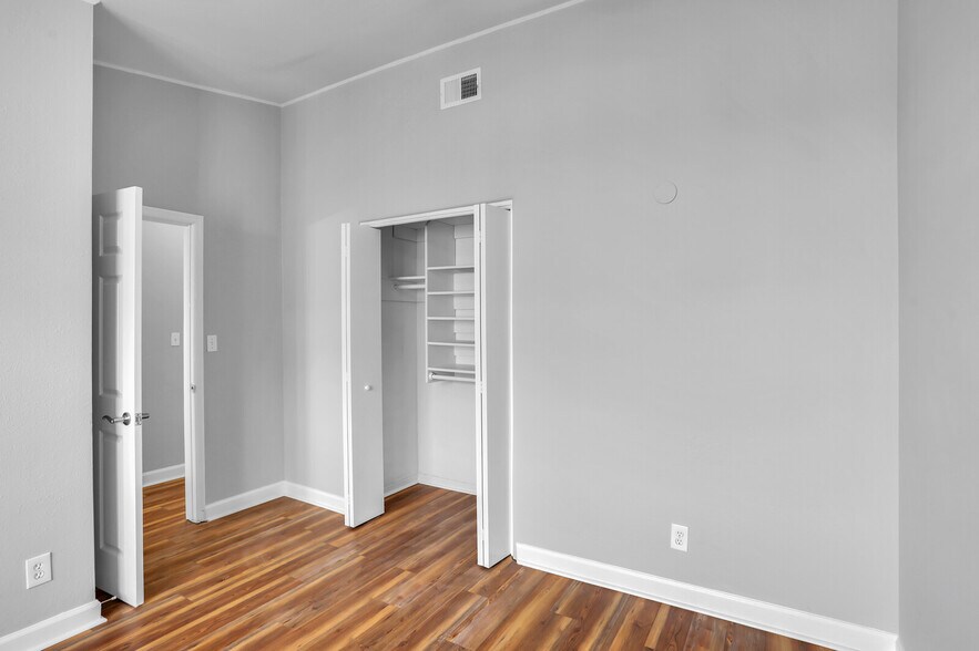 More Photos Of 1813 Seminole Rd, Atlantic Beach Multifamily For Sale