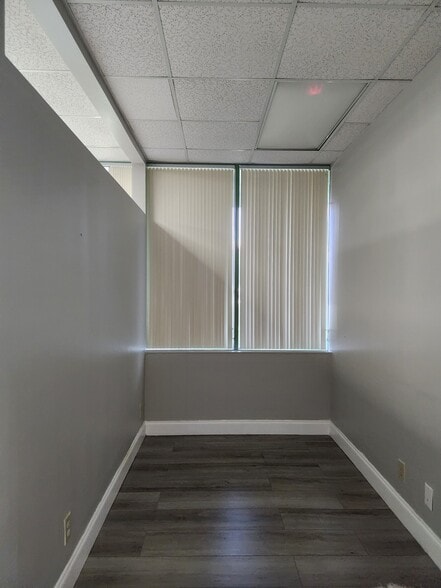 More Photos Of 5100 W Copans Rd, Margate Office For Lease