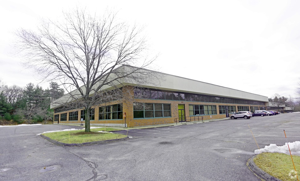 Primary Photo Of 89 October Hill Rd, Holliston Light Manufacturing For Lease