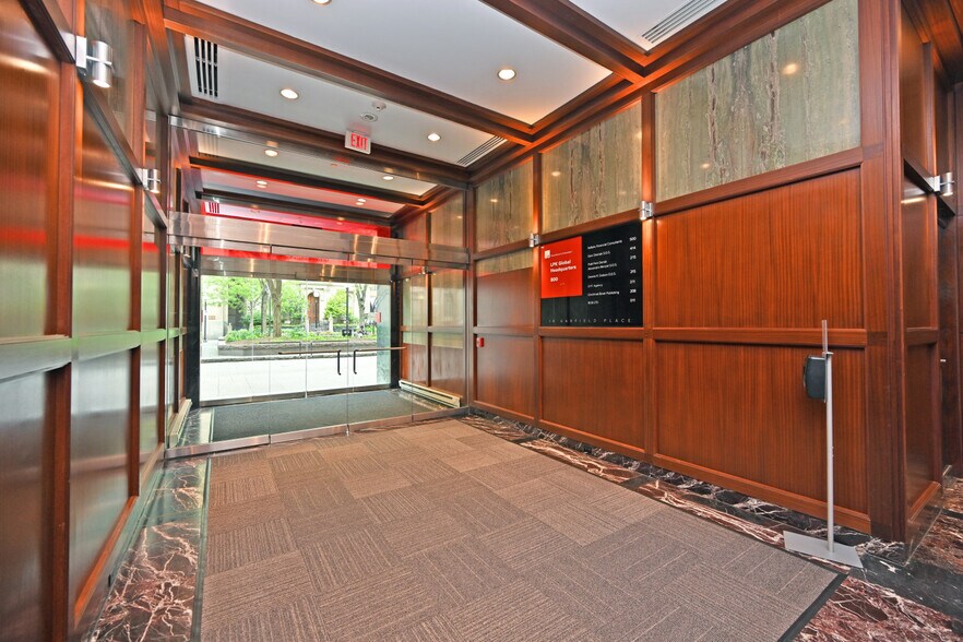 More Photos Of 19 Garfield Pl, Cincinnati Multifamily For Sale