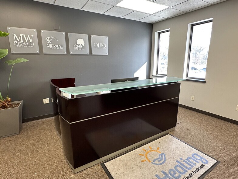 More Photos Of 6629 W Central Ave, Toledo Office For Lease