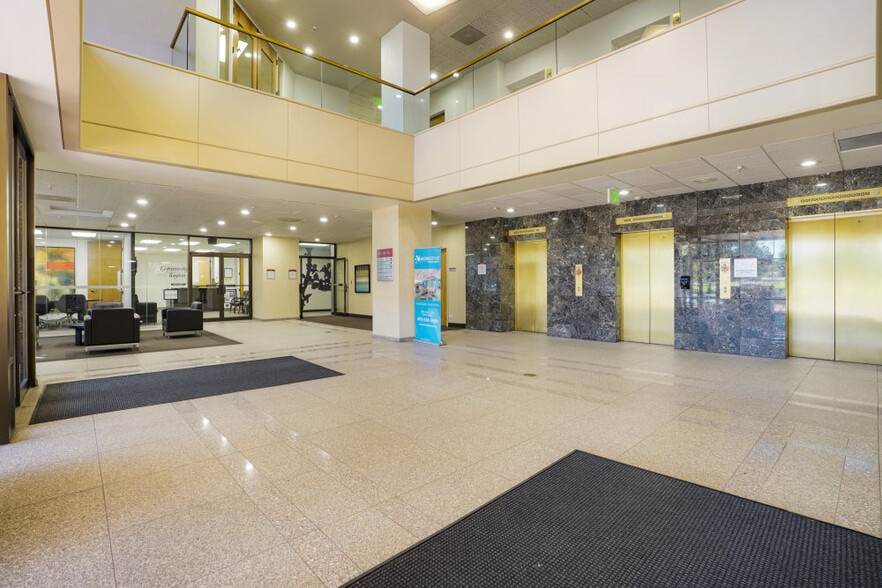 More Photos Of 2821 S Parker Rd, Aurora Office For Lease