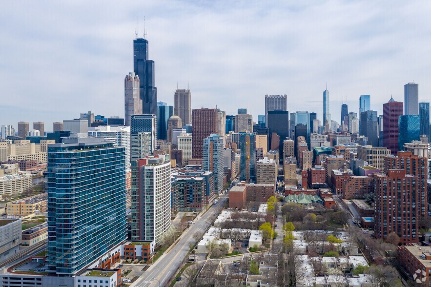 More Photos Of 800 S Clark St, Chicago Apartments For Lease