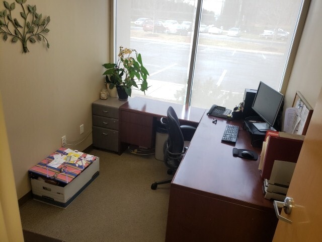 More Photos Of 117 Executive Dr, New Windsor Township Coworking Space