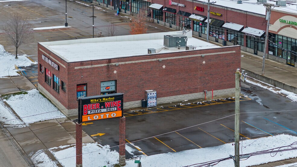 More Photos Of 7512 E 9 Mile Rd, Warren Convenience Store For Sale