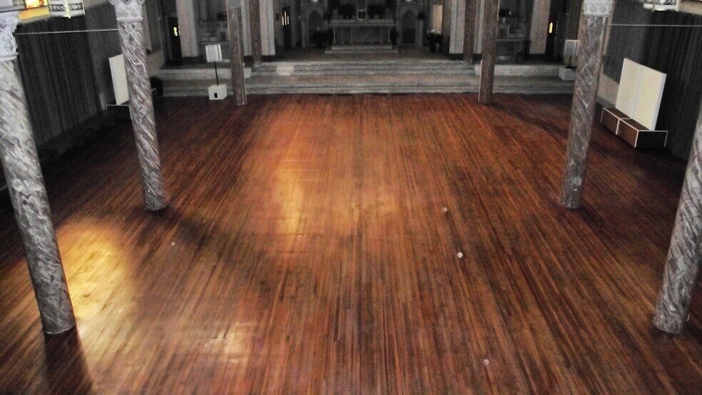 More Photos Of 820 Eastern Ave, Schenectady Religious Facility For Sale