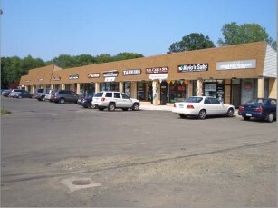 More Photos Of 855 Forest Rd, Northford General Retail For Lease