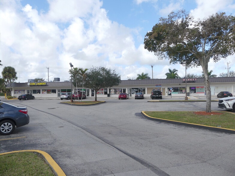 More Photos Of 7331-7399 Davie Road Ext, Hollywood General Retail For Lease