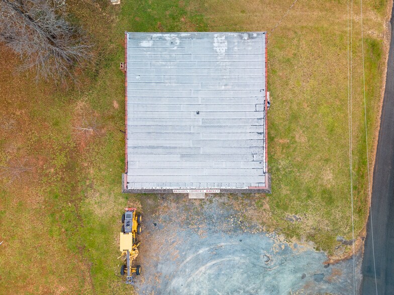 More Photos Of 3628 Brights Rd, Pittsville General Retail For Sale