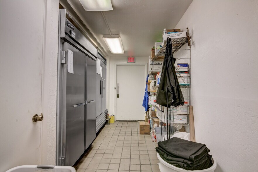 More Photos Of 617 E North St, Poynette Restaurant For Sale