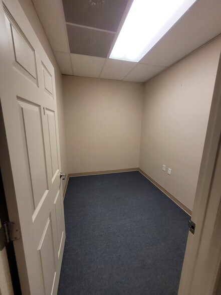 More Photos Of 2810 St Isabel St, Tampa Medical For Lease