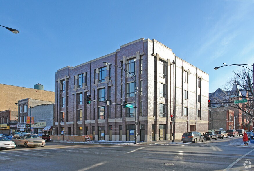 More Photos Of 1659 W Chicago Ave, Chicago Apartments For Lease