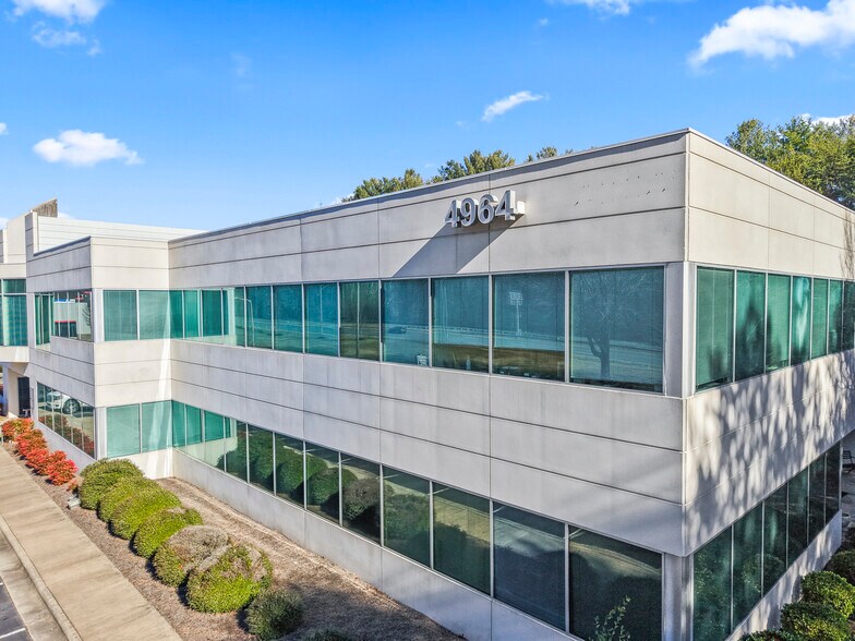 More Photos Of 4964 University Pky, Winston-Salem Office For Lease