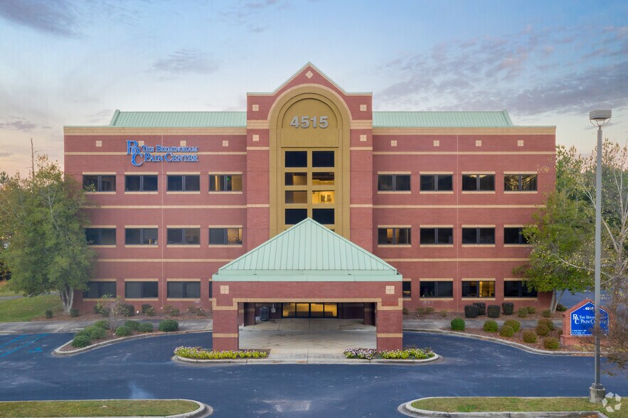 More Photos Of 4515 Southlake Pky, Birmingham Medical For Lease