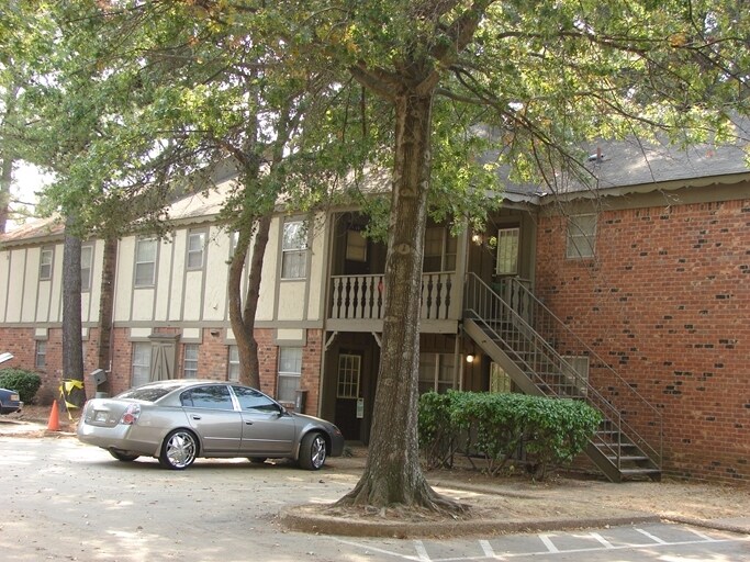 More Photos Of 3235 S Mendenhall Rd, Memphis Apartments For Sale