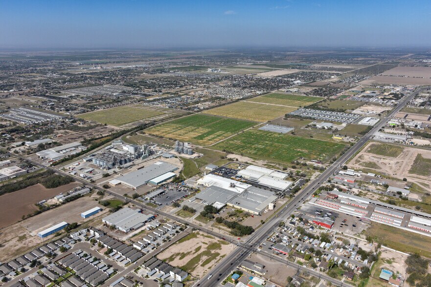 More Photos Of 1501 N Closner Blvd, Edinburg Manufacturing For Sale