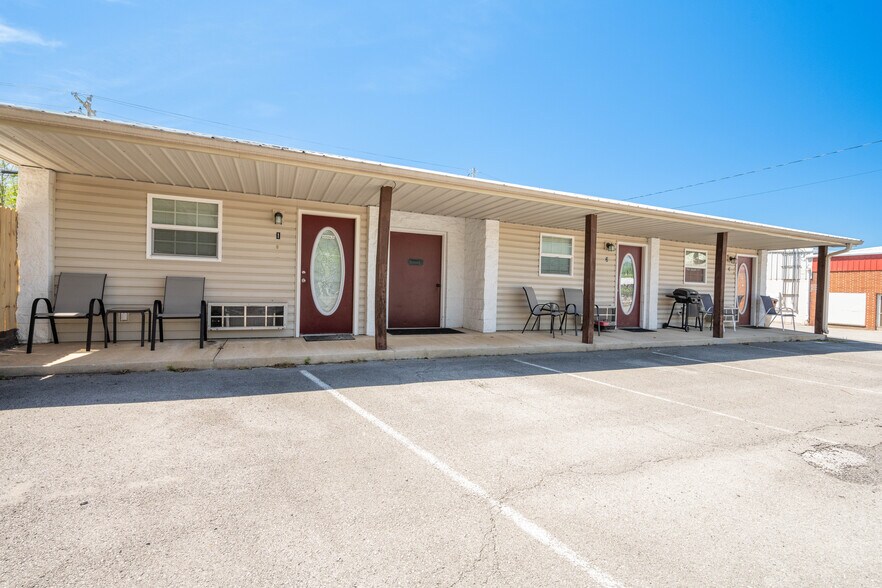 More Photos Of 3251 Main St, Pikeville Specialty For Sale