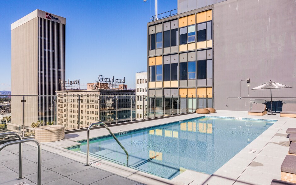 More Photos Of 3350 Wilshire Blvd, Los Angeles Multifamily For Sale