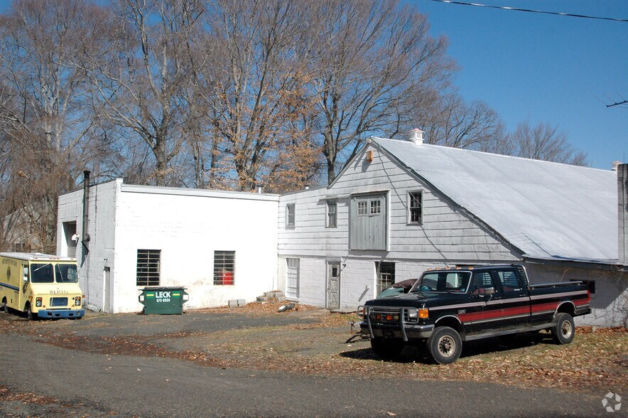 More Photos Of 522 Bustleton Pike, Churchville Auto Repair For Sale