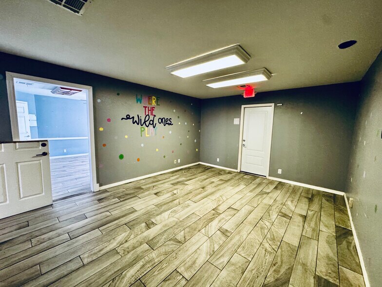 More Photos Of 13290 S 80th East Ave, Bixby Unknown For Lease