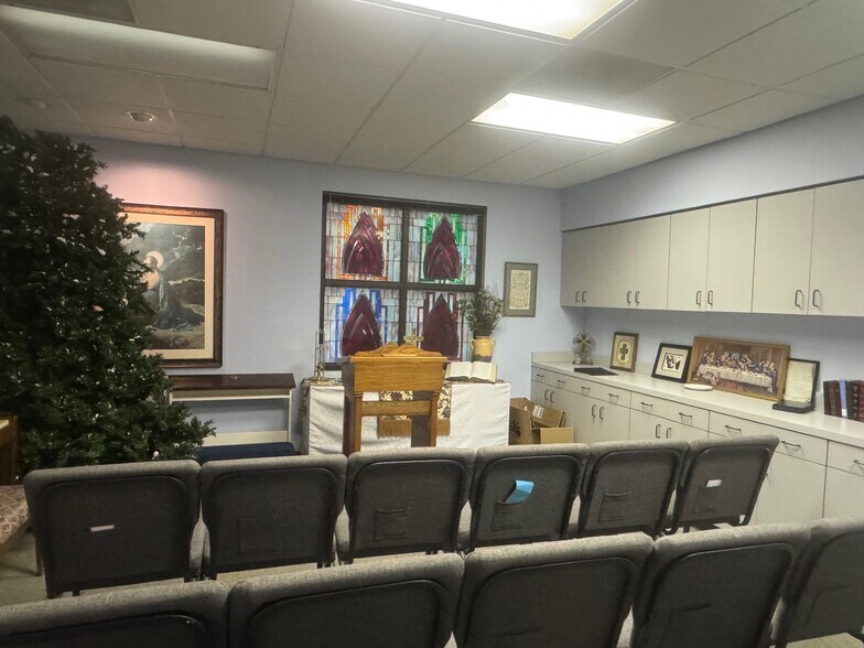 More Photos Of 3710 Highway 6 S, Houston Schools For Sale