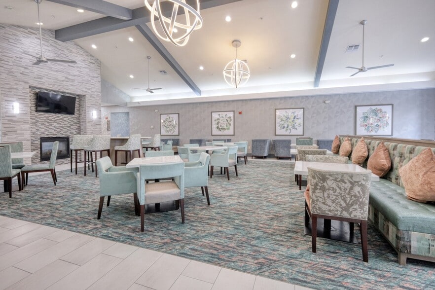 More Photos Of 14450 Park Row, Houston Hotel For Sale