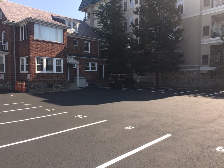 More Photos Of 420 Westchester Ave, Port Chester Office For Lease