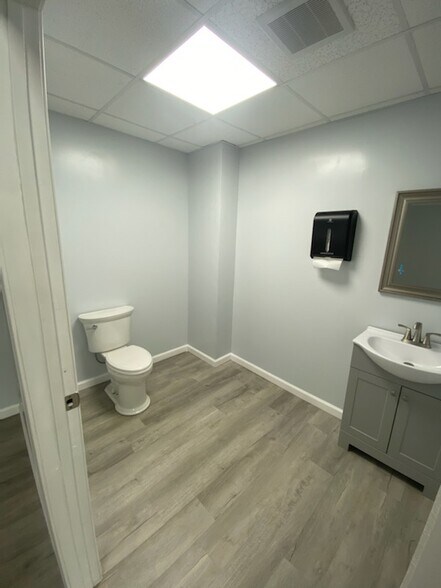 More Photos Of 1614 Highway 86, Piedmont Unknown For Lease