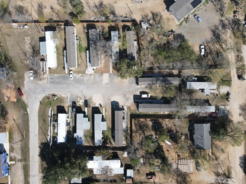 More Photos Of 110 3rd St, Natalia Manufactured Housing Mobile Home Park For Sale