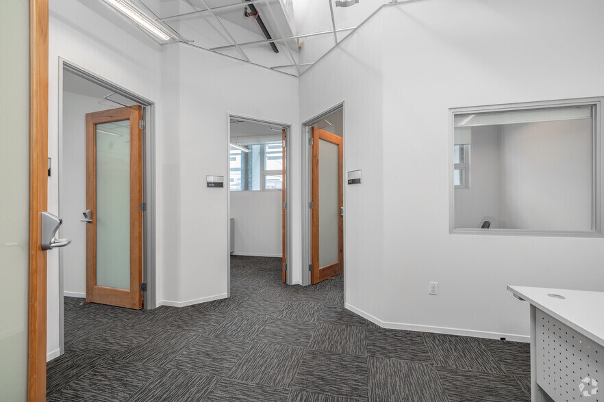 More Photos Of 6350 Santa Monica Blvd, Los Angeles Office For Sale
