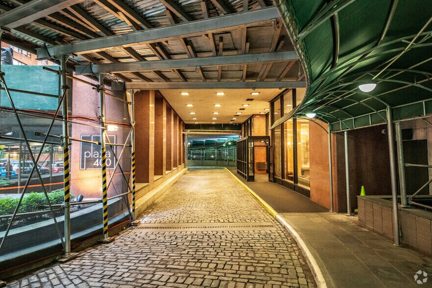 More Photos Of 401 E 55th St, New York Apartments For Lease