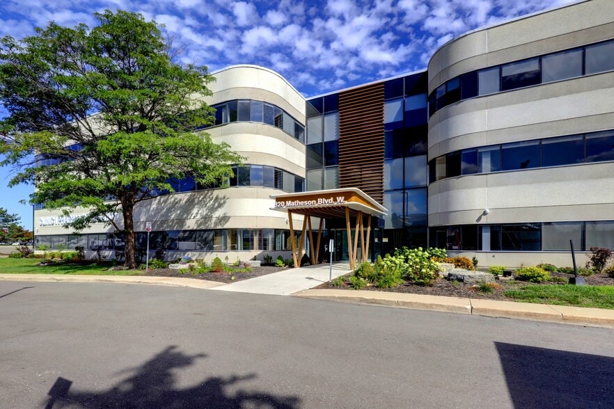 More Photos Of 320 Matheson Blvd W, Mississauga Office For Sale