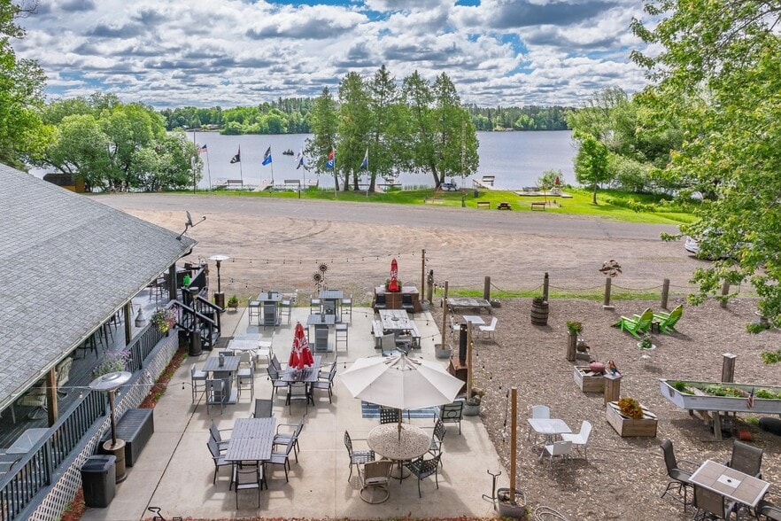 More Photos Of 11633 Lakeview Dr, Butternut Restaurant For Sale
