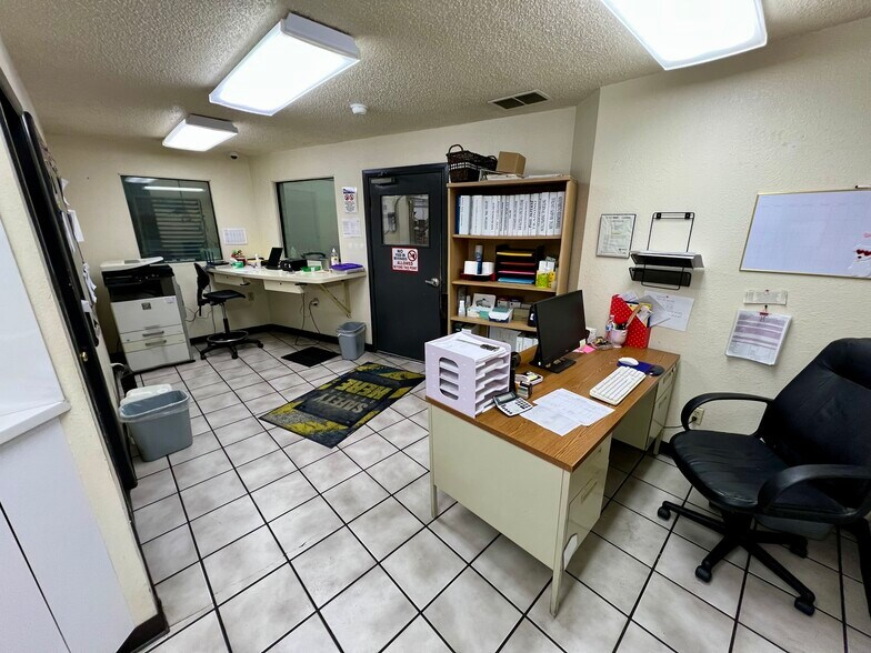 More Photos Of 1641 N 8th St, Colton Food Processing For Lease