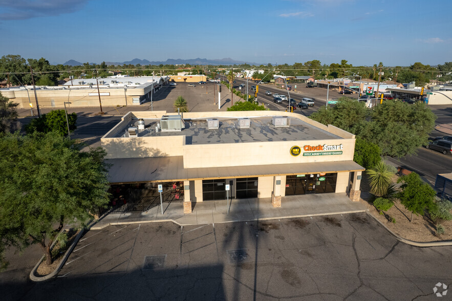 Primary Photo Of 5502 E Pima St, Tucson General Retail For Lease