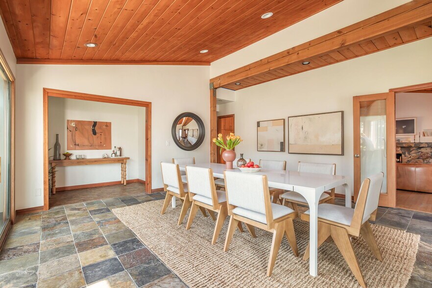 More Photos Of 16 Spinnaker St, Marina Del Rey Multifamily For Sale