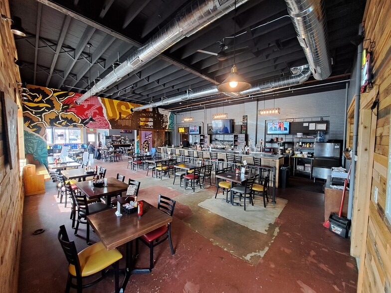 More Photos Of 5900 Miller Ave, Gary Restaurant For Sale
