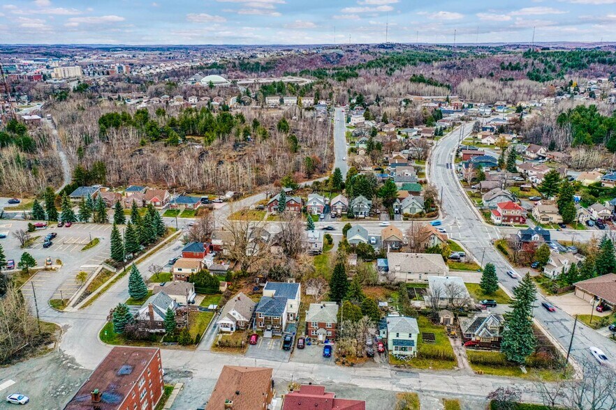 More Photos Of 358 Cartier Av, Sudbury Apartments For Sale