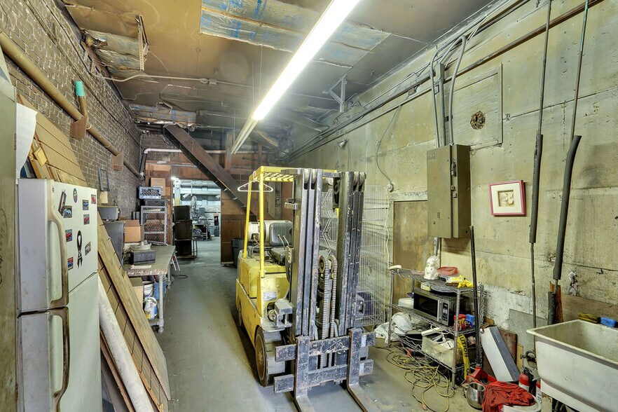 More Photos Of 245-249 Verona Ave, Newark Manufacturing For Sale