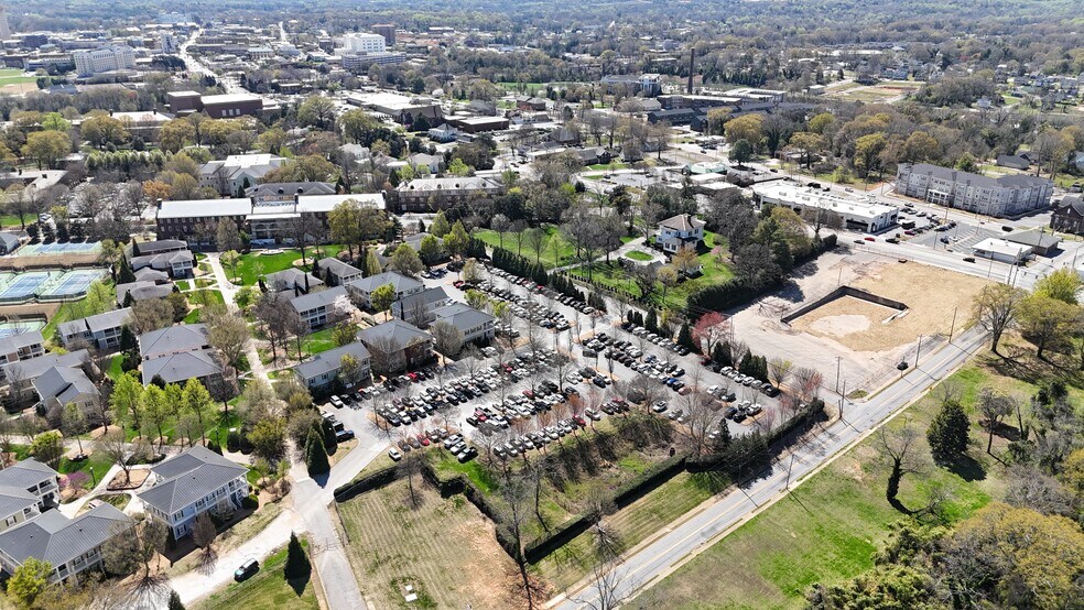 More Photos Of 577 N Church St, Spartanburg Land For Sale